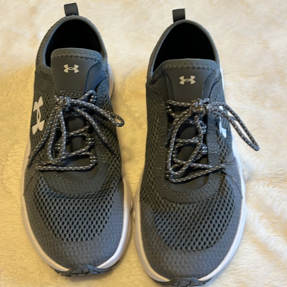 Under Armour Sneakers - Picture 2 of 5